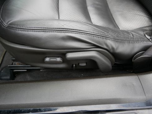 Used 2006 Chevrolet Corvette Convertible w/ Preferred Equipment Group image 22