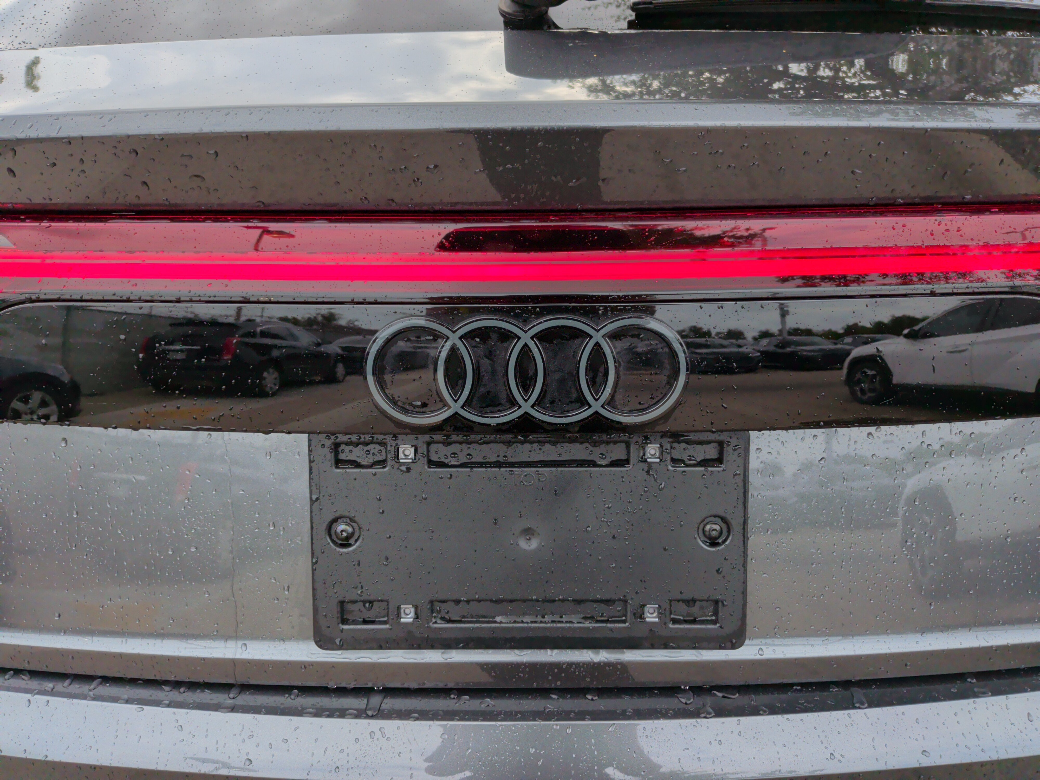 Certified 2025 Audi Q8 Prestige AWD/4WD image 39