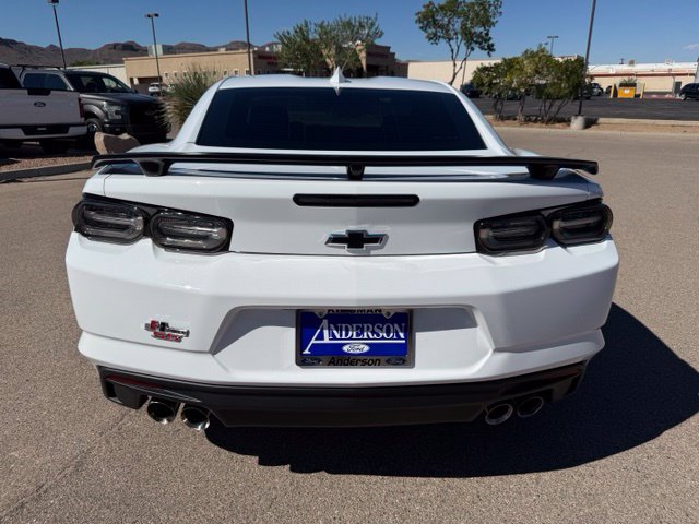 Used 2020 Chevrolet Camaro SS RWD image 7