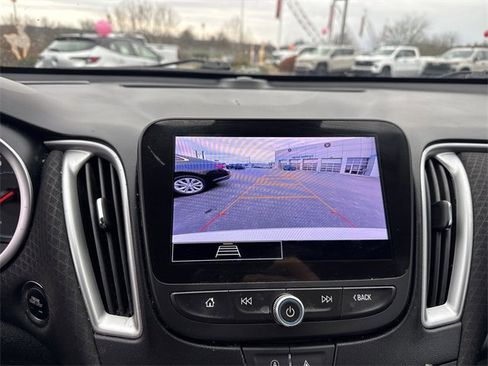 Used 2024 Chevrolet Malibu LS w/ Driver Confidence Package image 25