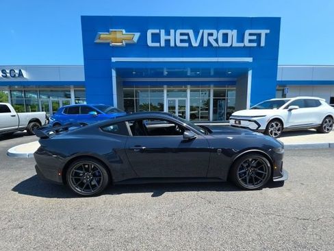 Used 2024 Ford Mustang Dark Horse w/ Dark Horse Handlin Package RWD image 2
