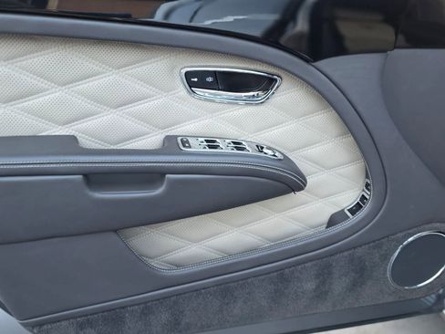 Used 2020 Bentley Mulsanne image 29