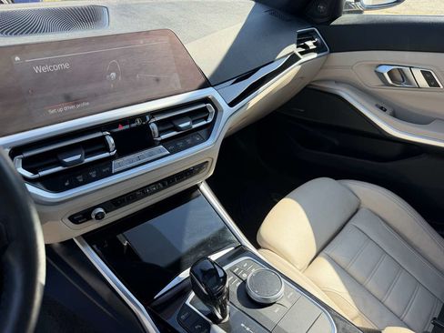Used 2019 BMW 330i xDrive Sedan AWD/4WD image 16