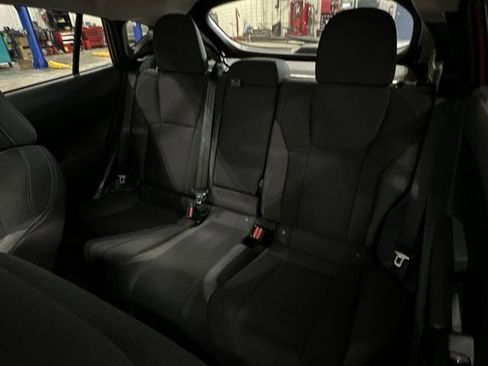 Used 2025 Subaru Crosstrek 2.0i Premium image 27