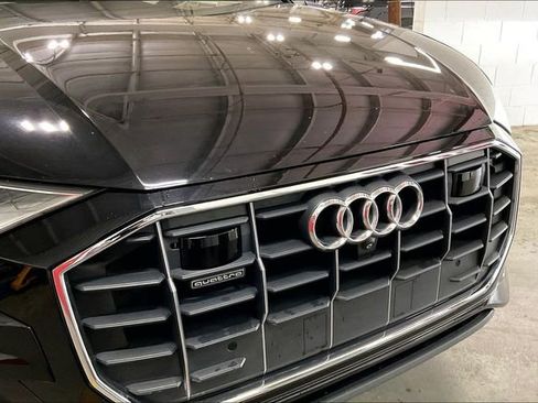 Used 2019 Audi Q8 Prestige w/ Towing Package AWD/4WD image 30