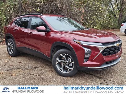 Used 2025 Chevrolet Trax LT