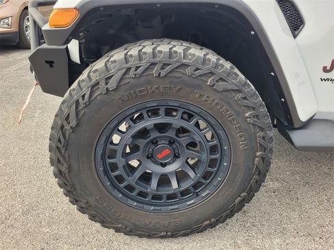 Used 2022 Jeep Wrangler Unlimited Rubicon image 11