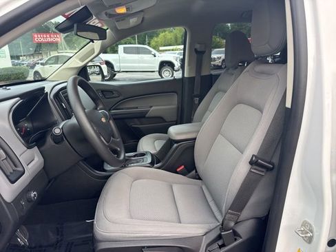 Used 2019 Chevrolet Colorado W/T w/ WT Convenience Package RWD image 5