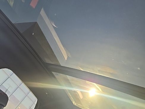 Used 2026 Genesis GV70 2.5T Sport Prestige image 22