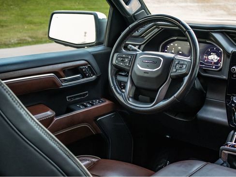 Used 2024 GMC Sierra 1500 Denali Ultimate image 39