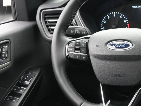 Used 2022 Ford Escape SEL FWD image 24