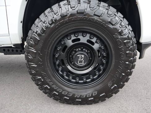 Used 2019 RAM 2500 Laramie AWD/4WD image 18