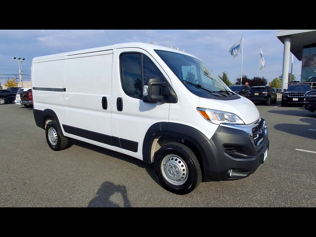 Used 2025 RAM ProMaster 2500 w/ U-Haul Equipment Group FWD image 2