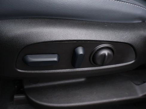 Used 2024 Buick Enclave Essence w/ Experience Buick Package image 11