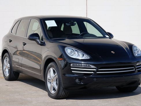 Used 2014 Porsche Cayenne Platinum Edition AWD/4WD image 49