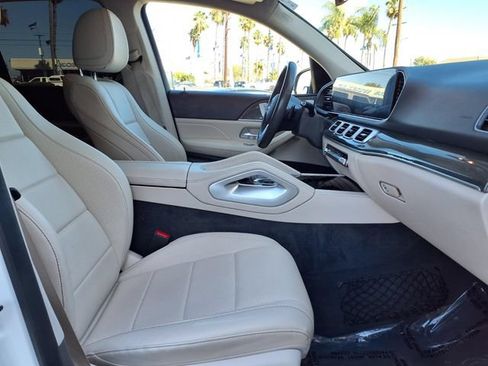 Used 2020 Mercedes-Benz GLE 350 4MATIC w/ Premium Package image 25