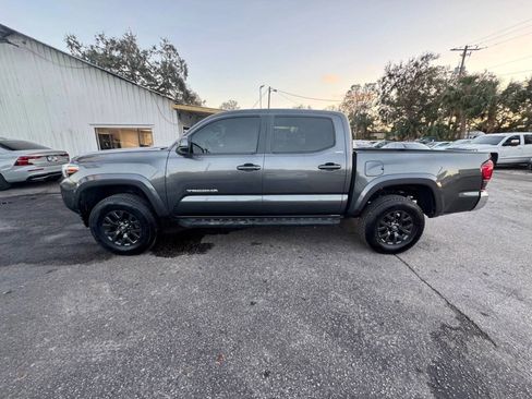 Used 2020 Toyota Tacoma SR5 image 13