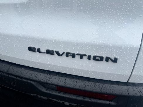 New 2027 GMC Acadia Elevation w/ Black Edition AWD/4WD image 28
