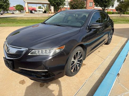 Used 2016 Acura TLX w/ Technology Package FWD image 4