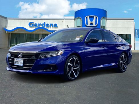 Used 2022 Honda Accord Sport image 3