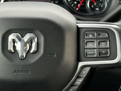 Used 2020 RAM 2500 Laramie w/ Night Edition image 26