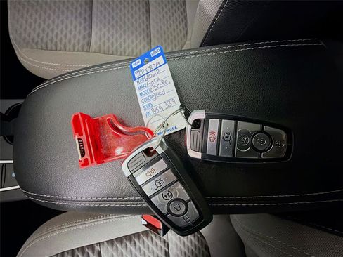 Used 2022 Ford Escape SE w/ Convenience Package image 32