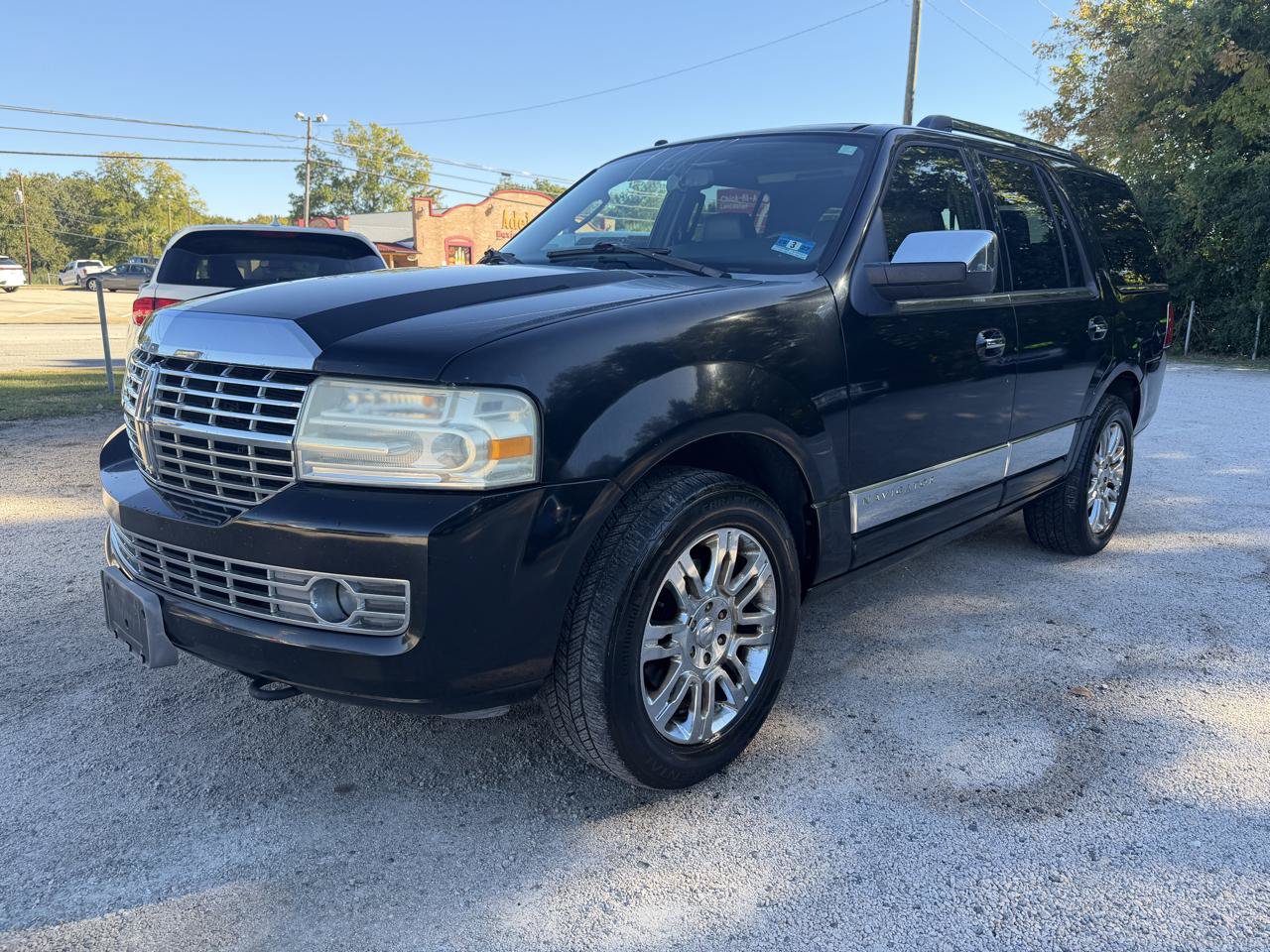 Used 2008 Lincoln Navigator 4WD image 1