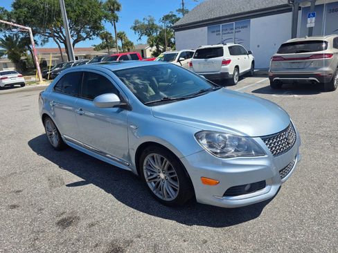 Used 2011 Suzuki Kizashi Sport SLS FWD image 2