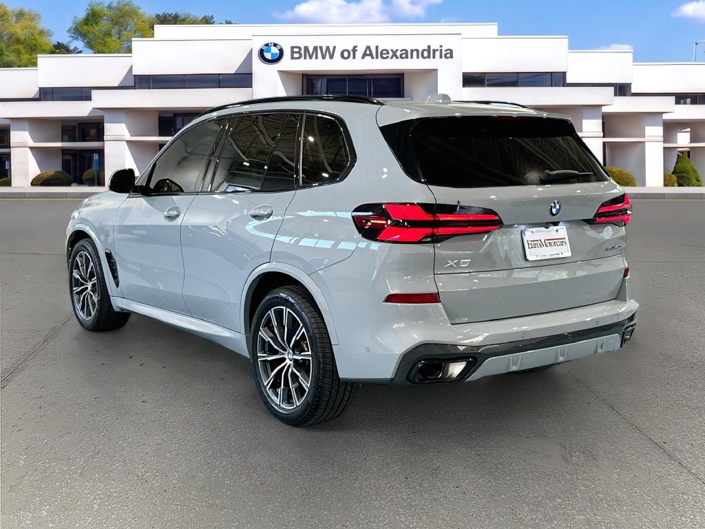 Used 2024 BMW X5 xDrive40i w/ Executive Package AWD/4WD image 7