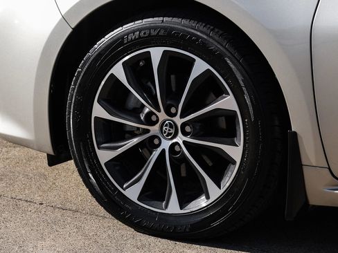 Used 2016 Toyota Avalon XLE Premium image 52