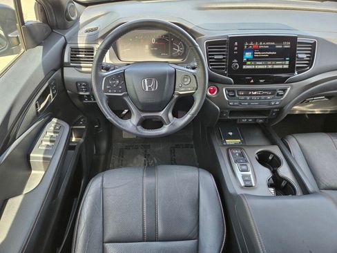 Certified 2024 Honda Passport TrailSport image 11
