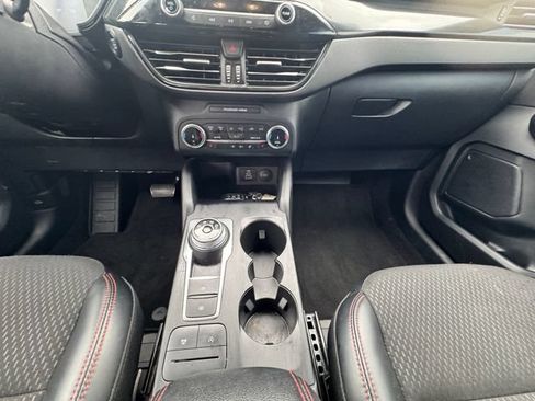 Used 2025 Ford Escape ST-Line Select AWD/4WD image 11