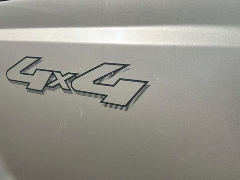 Used 2010 Ford F350 Lariat image 18