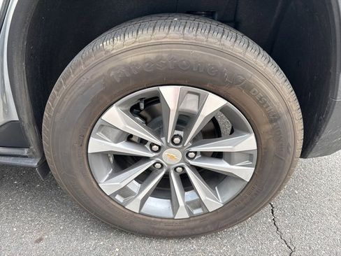 New 2026 Chevrolet Equinox LT image 24