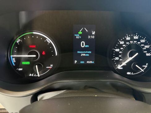 Used 2023 Toyota Sienna XLE w/ XLE Plus Package AWD/4WD image 14