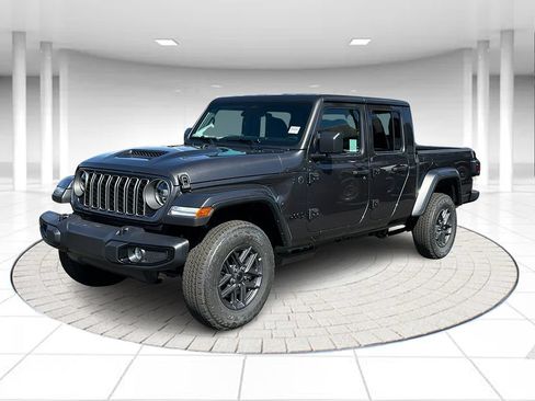 New 2026 Jeep Gladiator Sport AWD/4WD image 1