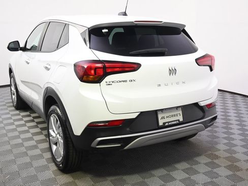 Used 2025 Buick Encore GX Preferred AWD/4WD image 4