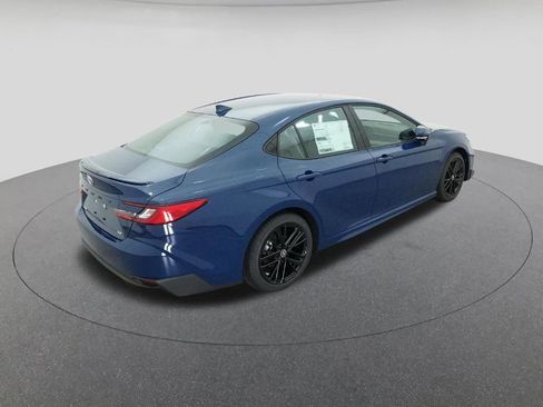 New 2026 Toyota Camry SE image 9