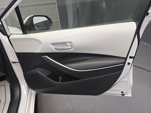 Used 2023 Toyota Corolla SE image 47