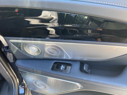 Used 2024 Lincoln Nautilus Reserve w/ Equipment Group 203A AWD/4WD image 27