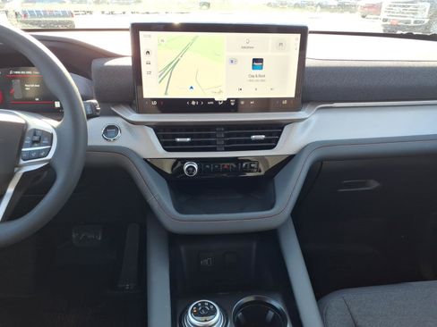 New 2026 Ford Explorer Active AWD/4WD image 10