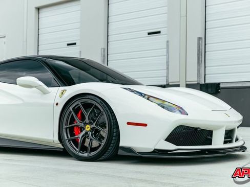 Used 2018 Ferrari 488 GTB RWD image 78