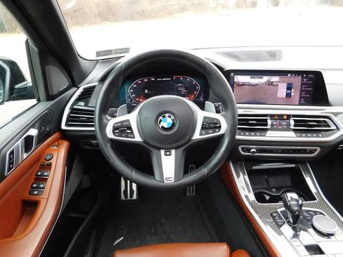 Used 2021 BMW X5 M50i w/ Premium Package AWD/4WD image 15
