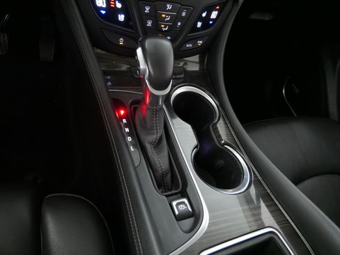 Certified 2020 Buick Envision Premium w/ Driver Confidence Package image 24