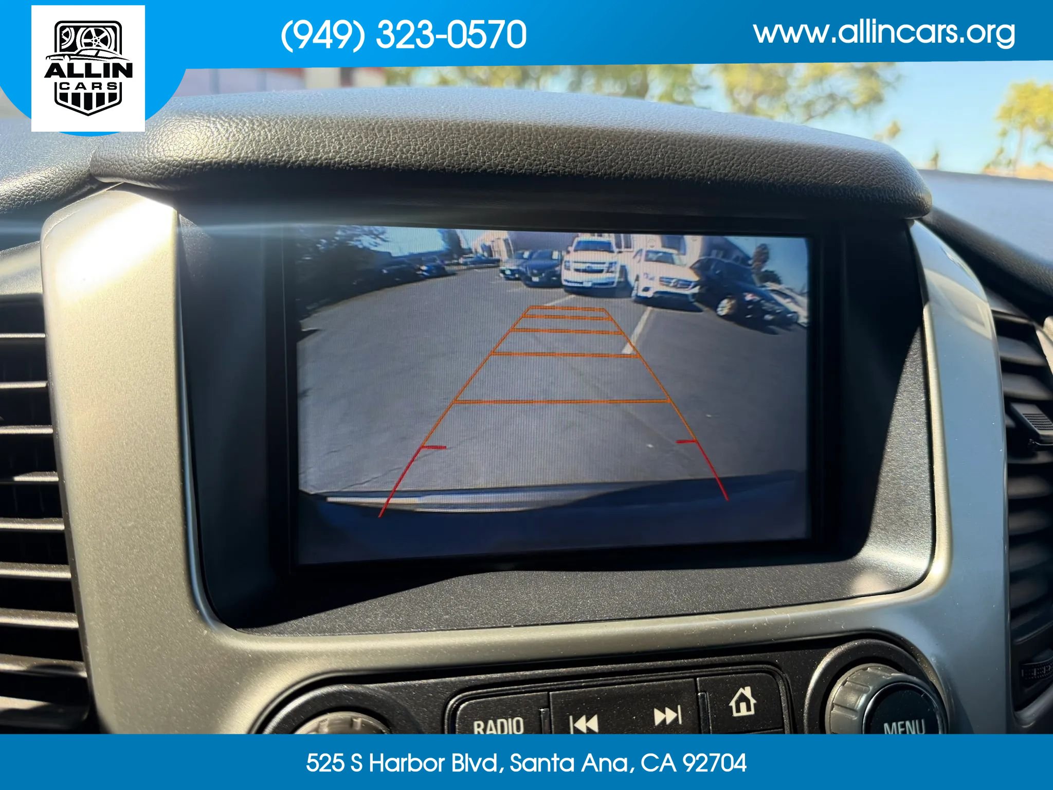 Used 2017 Chevrolet Suburban LS w/ Enhanced Driver Alert Package RWD image 11