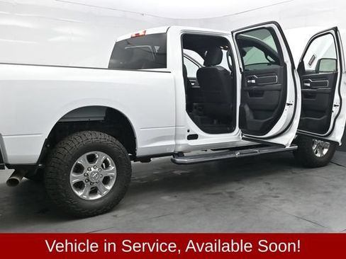 Used 2024 RAM 2500 Big Horn AWD/4WD image 37