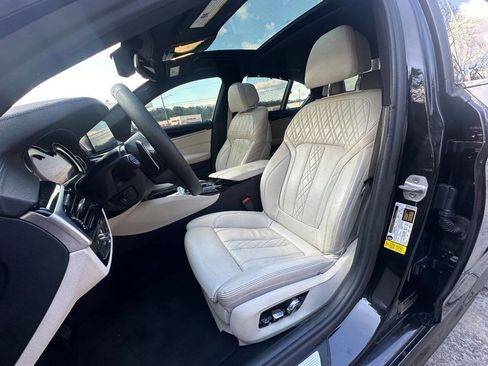 Used 2017 BMW 540i image 6