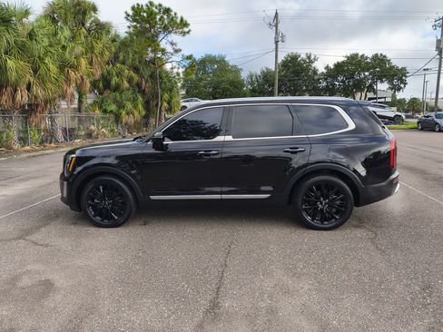 Used 2021 Kia Telluride SX w/ SX Prestige Package AWD/4WD image 3