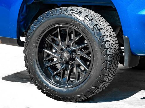 Used 2022 Chevrolet Silverado 1500 LT image 52