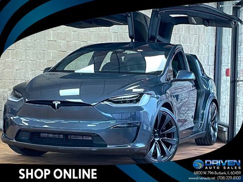 Used 2022 Tesla Model X image 1